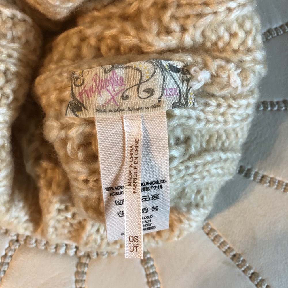 FREE PEOPLE Harlow Cable Beanie - Picture 3 of 3
